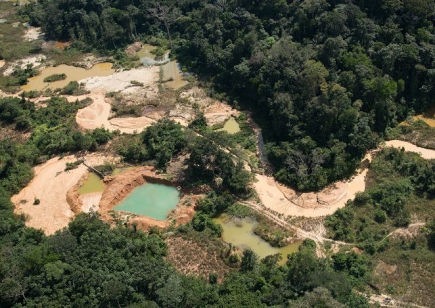 vista_aerea_do_garimpo_juarena__no_mato_grosso_creditos__zig_koch__wwf-Media